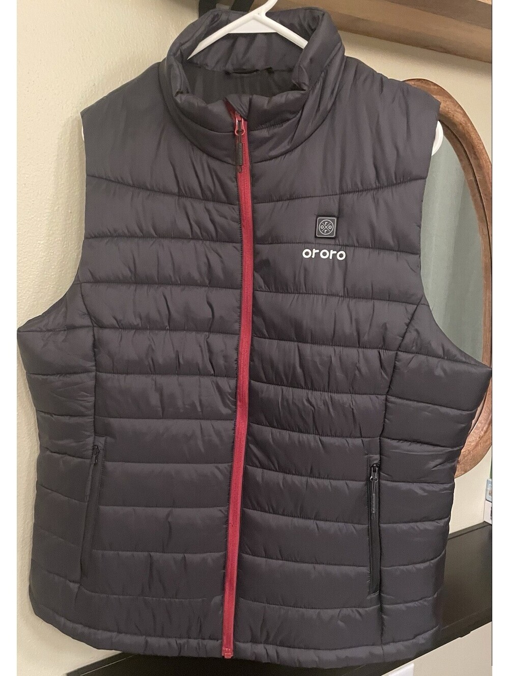 Ororo Heated Puffer Vest with Contrasting Red Zipper, Size XL- Without Battery